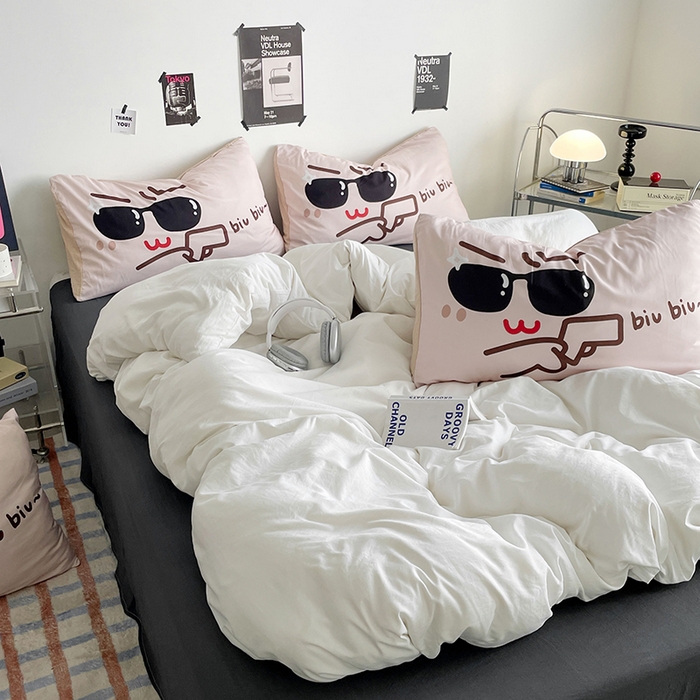 91家纺网 家纺一手货源 找家纺 优卡迪家纺馆 2025新款A类亲肤水洗棉大眼萌纯色混搭四件套 大眼萌-米白灰