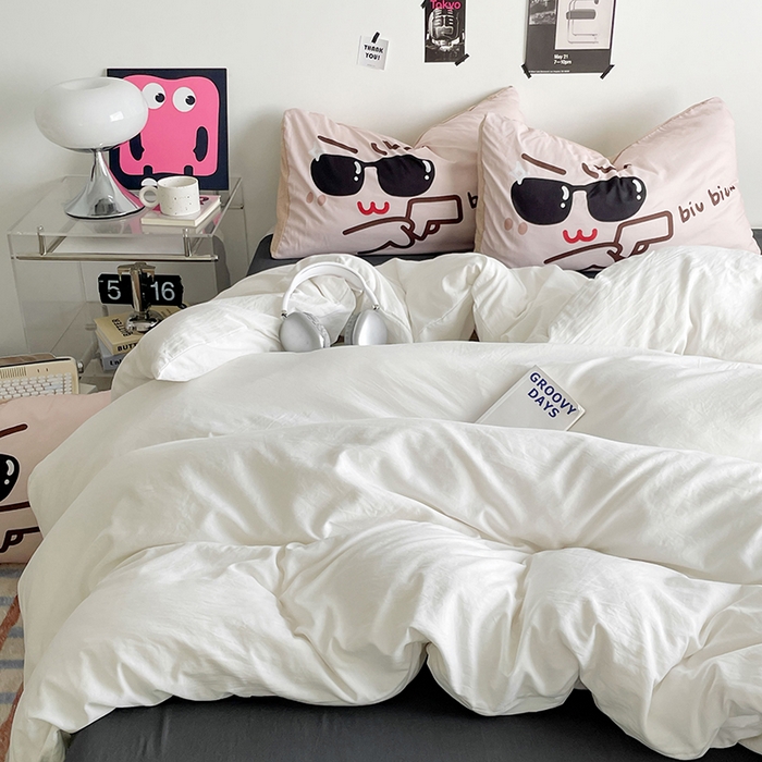 91家纺网 家纺一手货源 找家纺 优卡迪家纺馆 2025新款A类亲肤水洗棉大眼萌纯色混搭四件套 大眼萌-米白灰