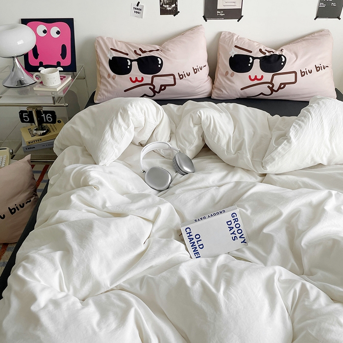 91家纺网 家纺一手货源 找家纺 优卡迪家纺馆 2025新款A类亲肤水洗棉大眼萌纯色混搭四件套 大眼萌-米白灰