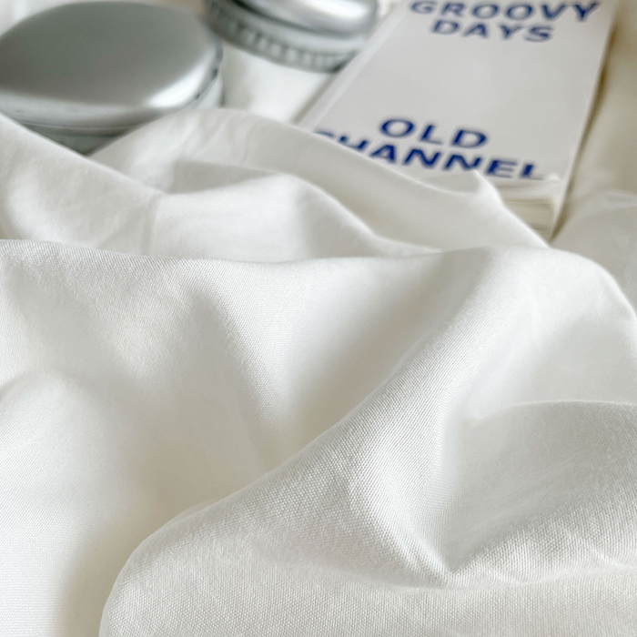 91家纺网 家纺一手货源 找家纺 优卡迪家纺馆 2025新款A类亲肤水洗棉大眼萌纯色混搭四件套 大眼萌-米白灰