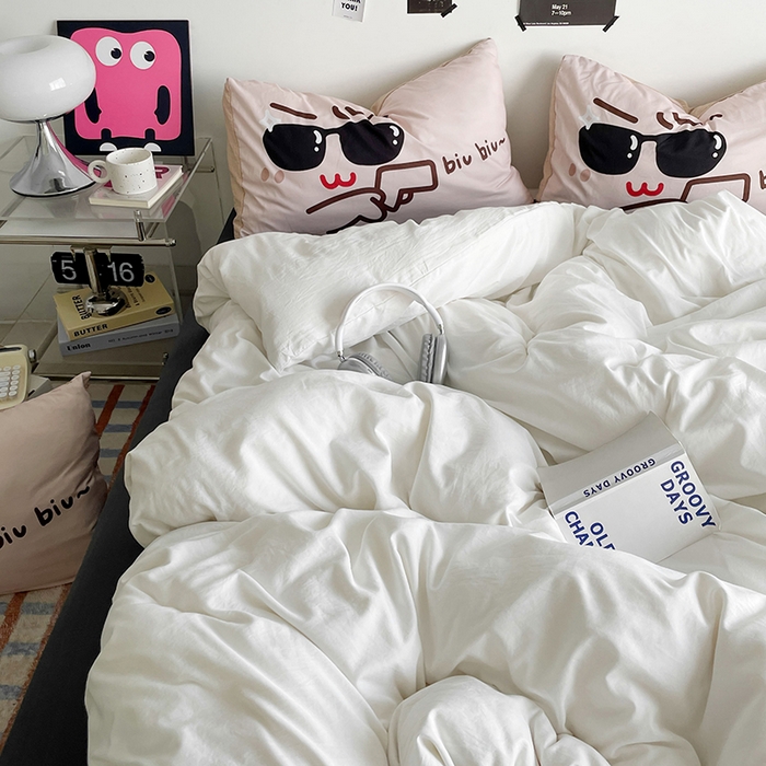 91家纺网 家纺一手货源 找家纺 优卡迪家纺馆 2025新款A类亲肤水洗棉大眼萌纯色混搭四件套 大眼萌-米白灰