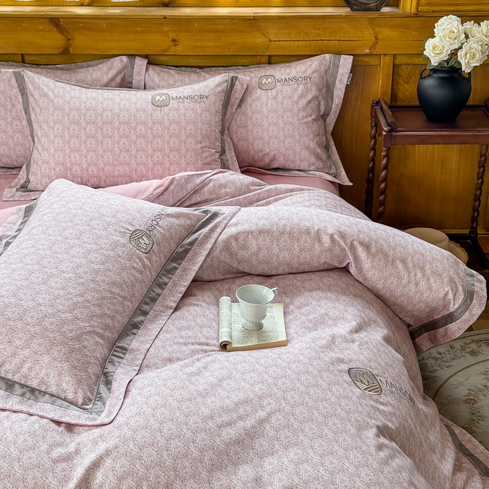 91家纺网 家纺一手货源 找家纺 巧玲珑 20025新款工艺款刺绣绣花加厚天丝棉四件套 威尼斯-粉