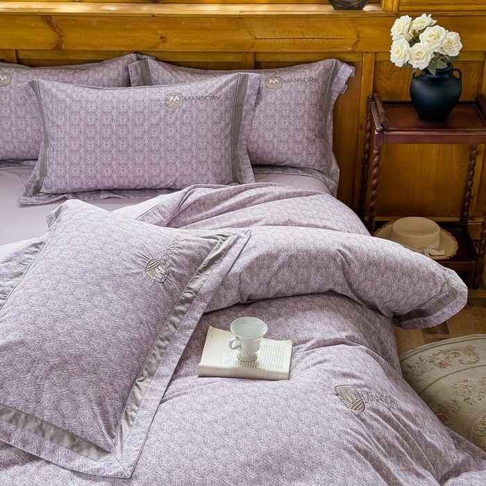 91家纺网 家纺一手货源 找家纺 巧玲珑 20025新款工艺款刺绣绣花加厚天丝棉四件套 威尼斯-粉紫