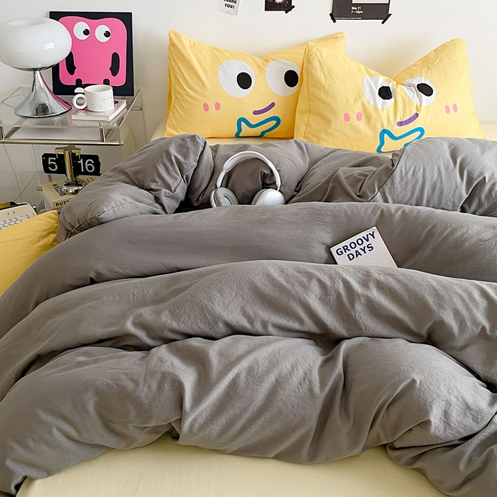 91家纺网 家纺一手货源 找家纺 优卡迪家纺馆 2025新款A类亲肤水洗棉大眼萌纯色混搭四件套 大眼萌-浅灰黄