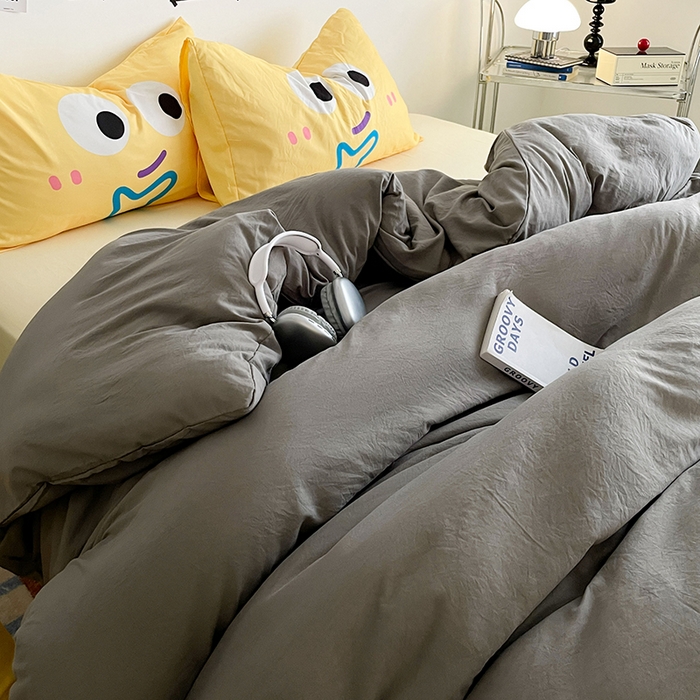 91家纺网 家纺一手货源 找家纺 优卡迪家纺馆 2025新款A类亲肤水洗棉大眼萌纯色混搭四件套 大眼萌-浅灰黄