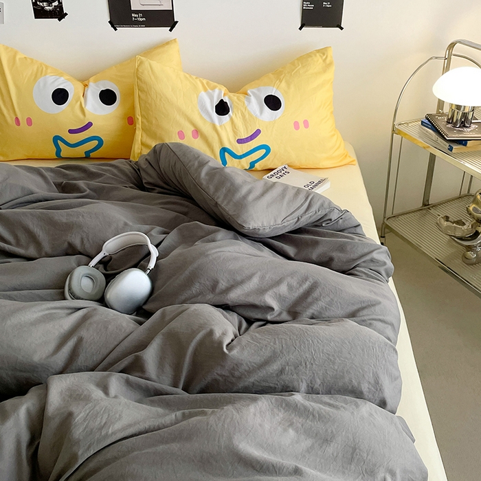 91家纺网 家纺一手货源 找家纺 优卡迪家纺馆 2025新款A类亲肤水洗棉大眼萌纯色混搭四件套 大眼萌-浅灰黄