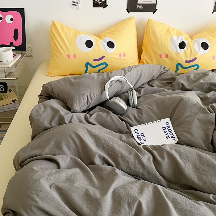 91家纺网 家纺一手货源 找家纺 优卡迪家纺馆 2025新款A类亲肤水洗棉大眼萌纯色混搭四件套 大眼萌-浅灰黄