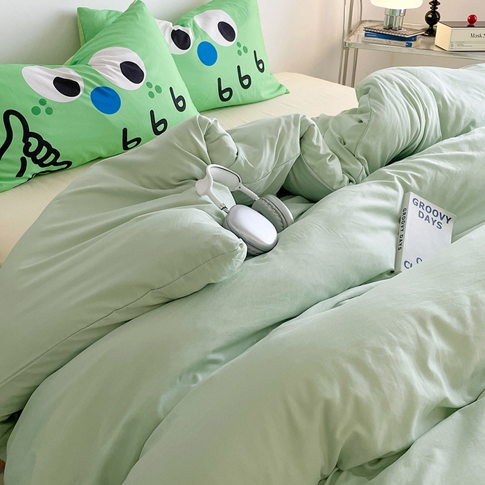 91家纺网 家纺一手货源 找家纺 优卡迪家纺馆 2025新款A类亲肤水洗棉大眼萌纯色混搭四件套 大眼萌-浅绿黄