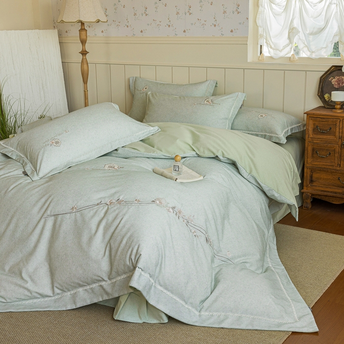 91家纺网 家纺一手货源 找家纺 巧玲珑 20025新款工艺款刺绣绣花加厚天丝棉四件套 寻梦-草绿