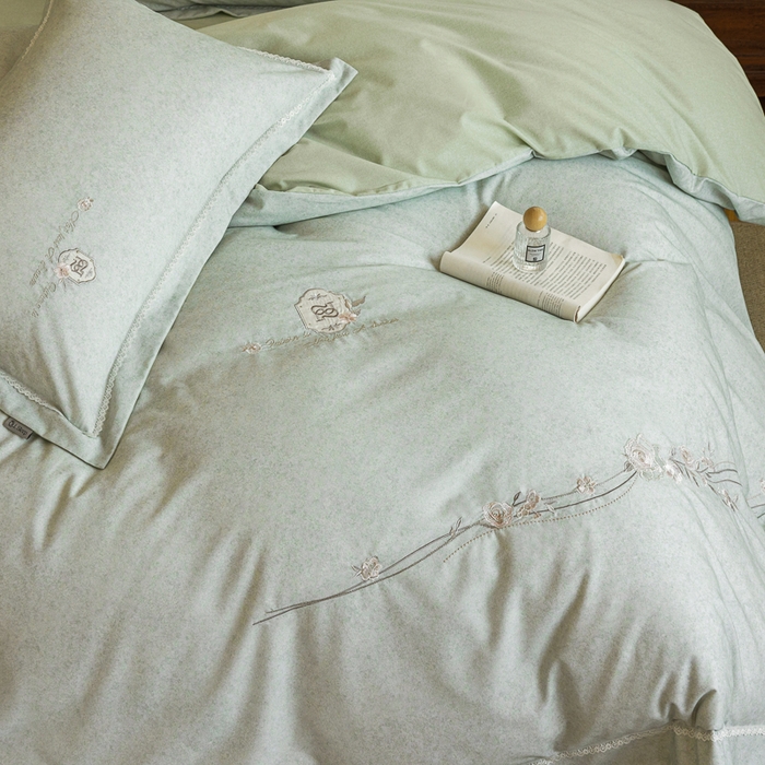 91家纺网 家纺一手货源 找家纺 巧玲珑 20025新款工艺款刺绣绣花加厚天丝棉四件套 寻梦-草绿