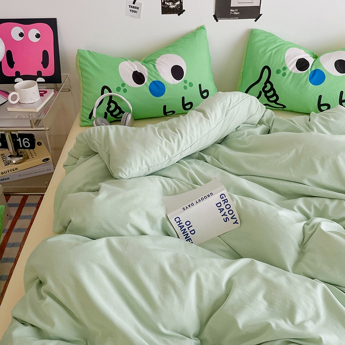 91家纺网 家纺一手货源 找家纺 优卡迪家纺馆 2025新款A类亲肤水洗棉大眼萌纯色混搭四件套 大眼萌-浅绿黄