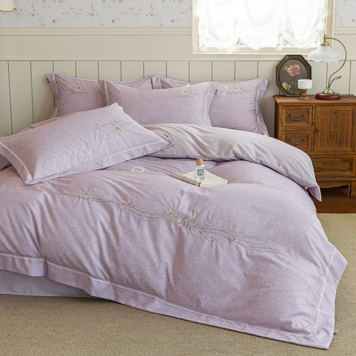 91家纺网 家纺一手货源 找家纺 巧玲珑 20025新款工艺款刺绣绣花加厚天丝棉四件套 寻梦-粉豆沙