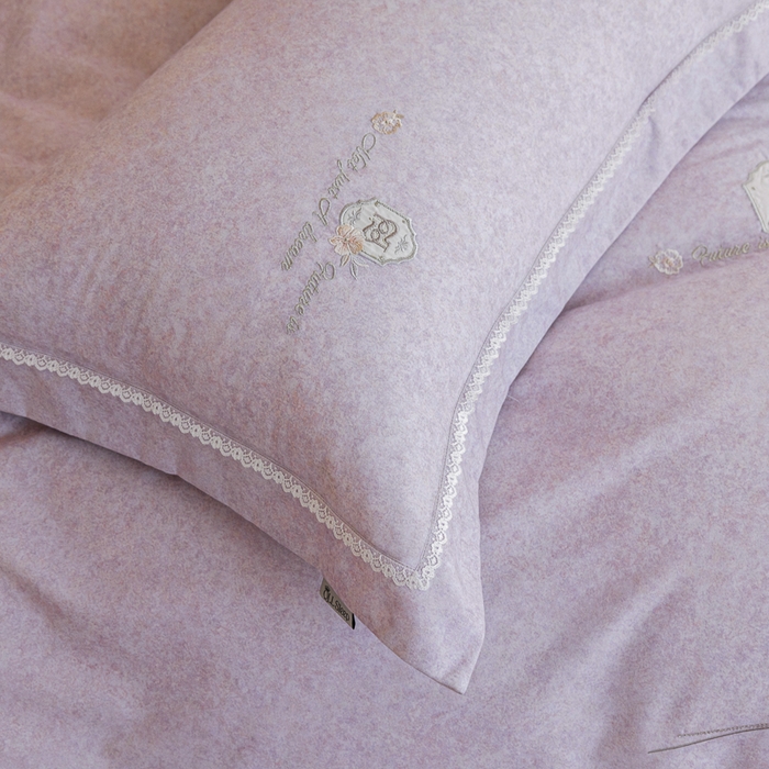 91家纺网 家纺一手货源 找家纺 巧玲珑 20025新款工艺款刺绣绣花加厚天丝棉四件套 寻梦-粉豆沙