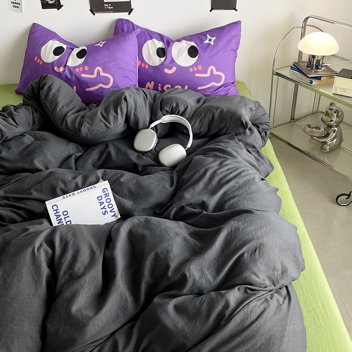 91家纺网 家纺一手货源 找家纺 优卡迪家纺馆 2025新款A类亲肤水洗棉大眼萌纯色混搭四件套 大眼萌-深灰绿