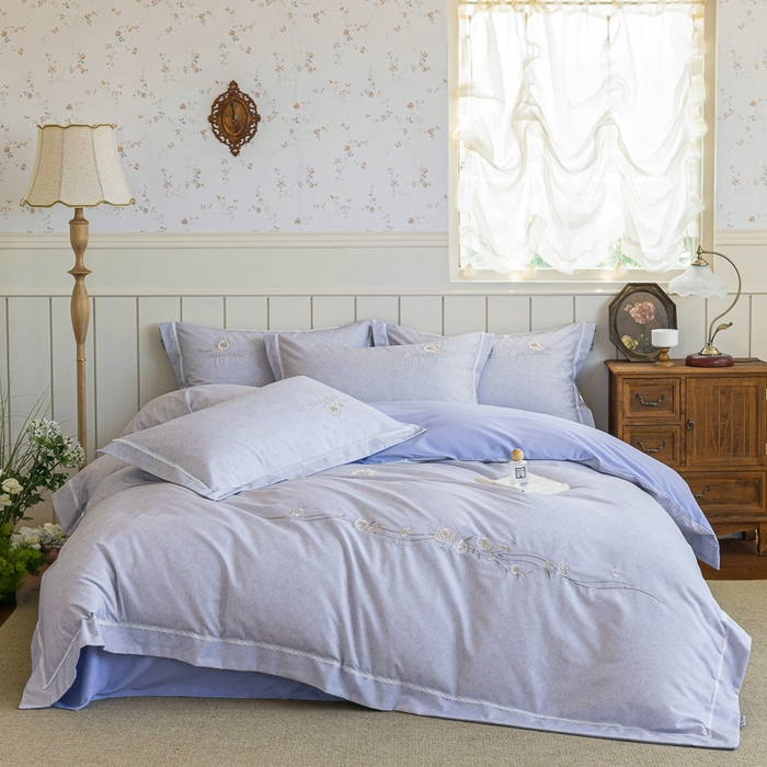 91家纺网 家纺一手货源 找家纺 巧玲珑 20025新款工艺款刺绣绣花加厚天丝棉四件套 寻梦-蓝