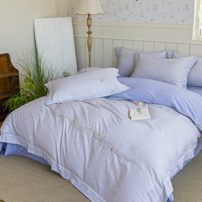 91家纺网 家纺一手货源 找家纺 巧玲珑 20025新款工艺款刺绣绣花加厚天丝棉四件套 寻梦-蓝