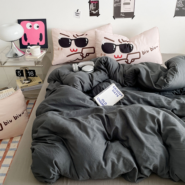 91家纺网 家纺一手货源 找家纺 优卡迪家纺馆 2025新款A类亲肤水洗棉大眼萌纯色混搭四件套 大眼萌-深浅灰