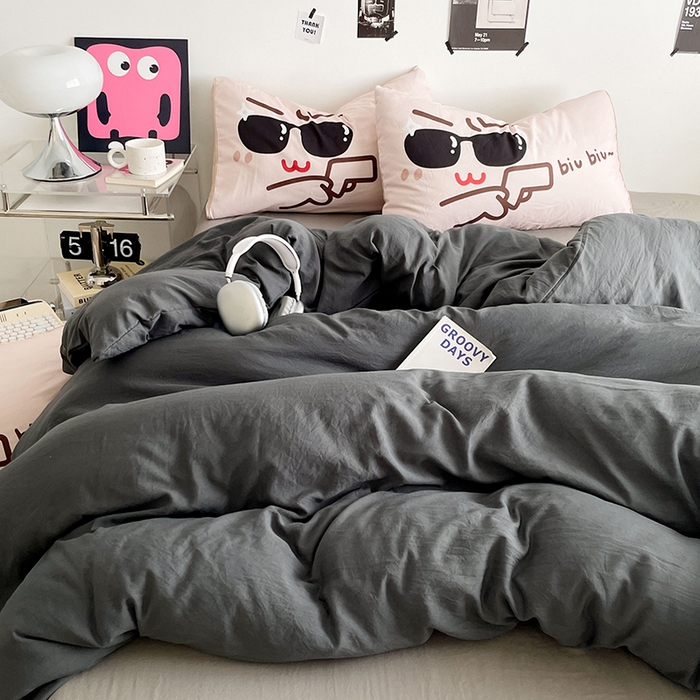 91家纺网 家纺一手货源 找家纺 优卡迪家纺馆 2025新款A类亲肤水洗棉大眼萌纯色混搭四件套 大眼萌-深浅灰