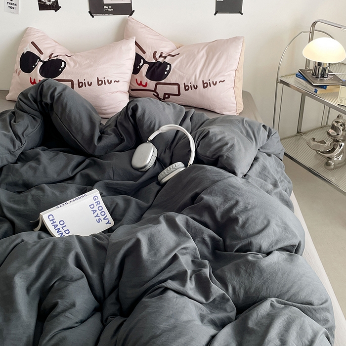 91家纺网 家纺一手货源 找家纺 优卡迪家纺馆 2025新款A类亲肤水洗棉大眼萌纯色混搭四件套 大眼萌-深浅灰