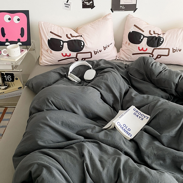 91家纺网 家纺一手货源 找家纺 优卡迪家纺馆 2025新款A类亲肤水洗棉大眼萌纯色混搭四件套 大眼萌-深浅灰