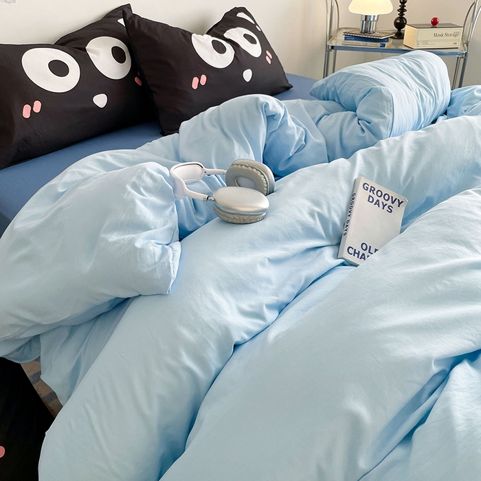 91家纺网 家纺一手货源 找家纺 优卡迪家纺馆 2025新款A类亲肤水洗棉大眼萌纯色混搭四件套 大眼萌-天蓝灰