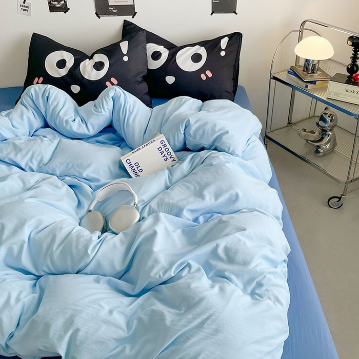 91家纺网 家纺一手货源 找家纺 优卡迪家纺馆 2025新款A类亲肤水洗棉大眼萌纯色混搭四件套 大眼萌-天蓝灰