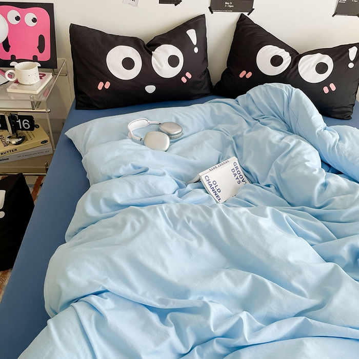 91家纺网 家纺一手货源 找家纺 优卡迪家纺馆 2025新款A类亲肤水洗棉大眼萌纯色混搭四件套 大眼萌-天蓝灰