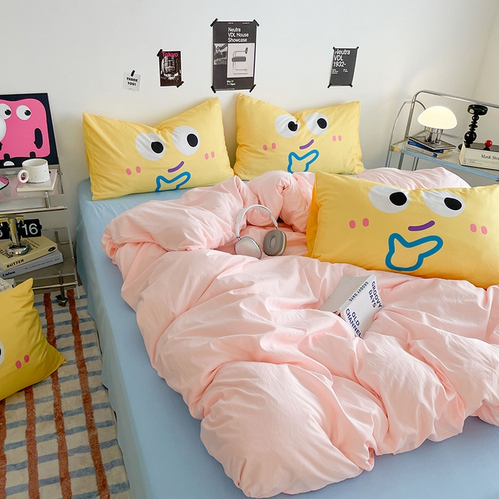 91家纺网 家纺一手货源 找家纺 优卡迪家纺馆 2025新款A类亲肤水洗棉大眼萌纯色混搭四件套 大眼萌-玉粉蓝