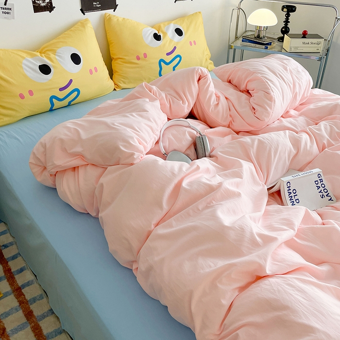 91家纺网 家纺一手货源 找家纺 优卡迪家纺馆 2025新款A类亲肤水洗棉大眼萌纯色混搭四件套 大眼萌-玉粉蓝