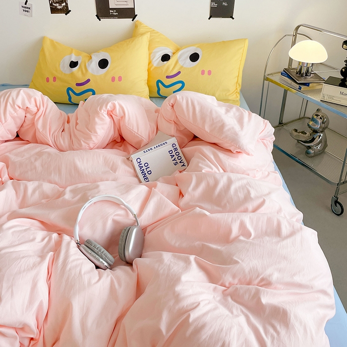 91家纺网 家纺一手货源 找家纺 优卡迪家纺馆 2025新款A类亲肤水洗棉大眼萌纯色混搭四件套 大眼萌-玉粉蓝