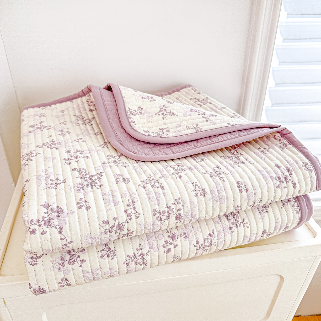 91家纺网 家纺一手货源 找家纺 橘夏家纺 2025新款全棉床盖三件套春风里（紫）