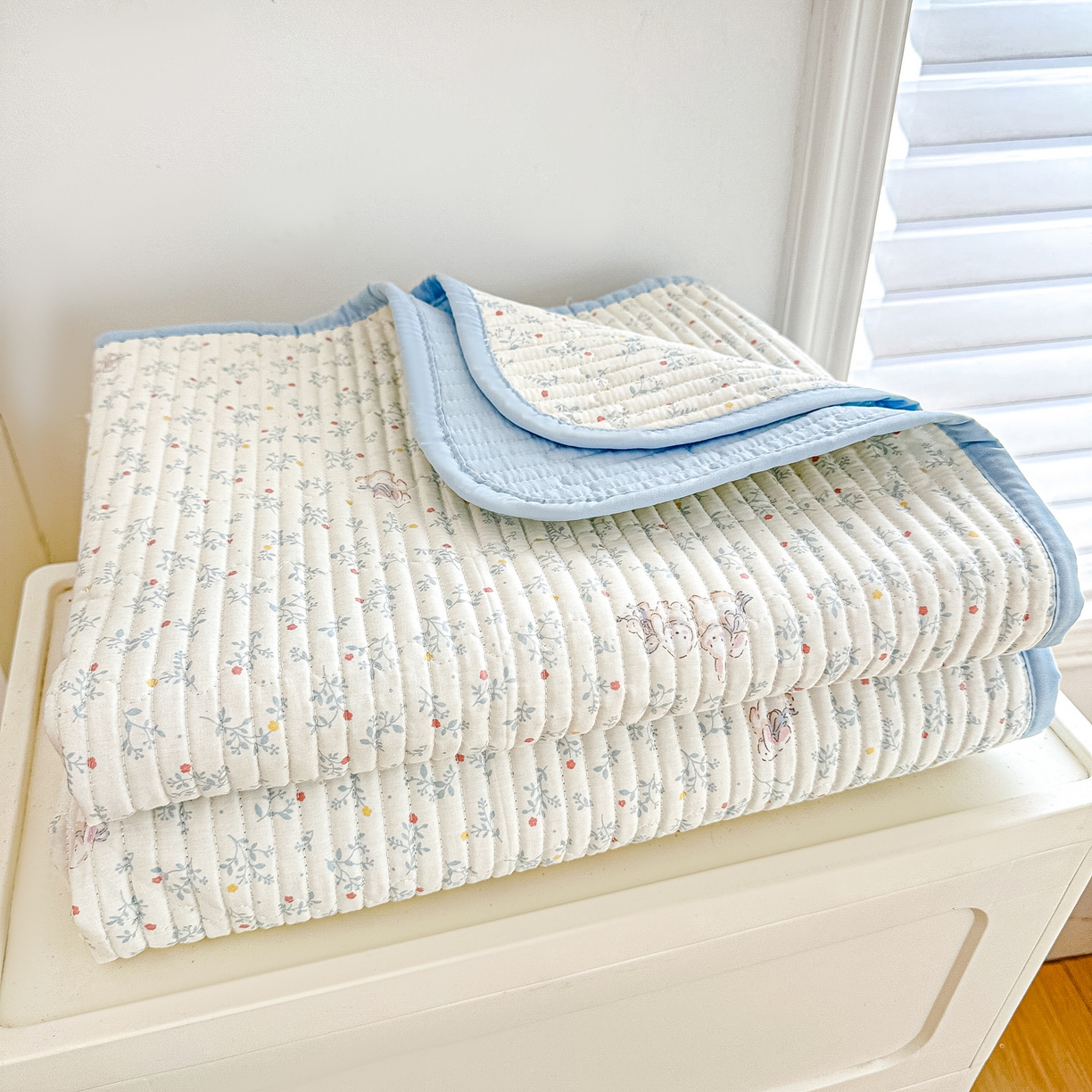 91家纺网 家纺一手货源 找家纺 橘夏家纺 2025新款全棉床盖三件套蓝心兔