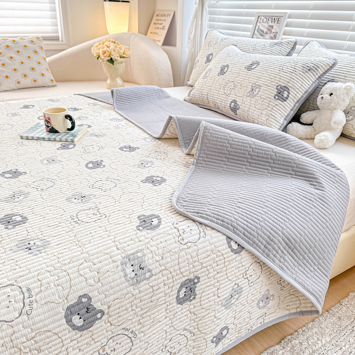 91家纺网 家纺一手货源 找家纺 橘夏家纺 2025新款全棉床盖三件套影子熊