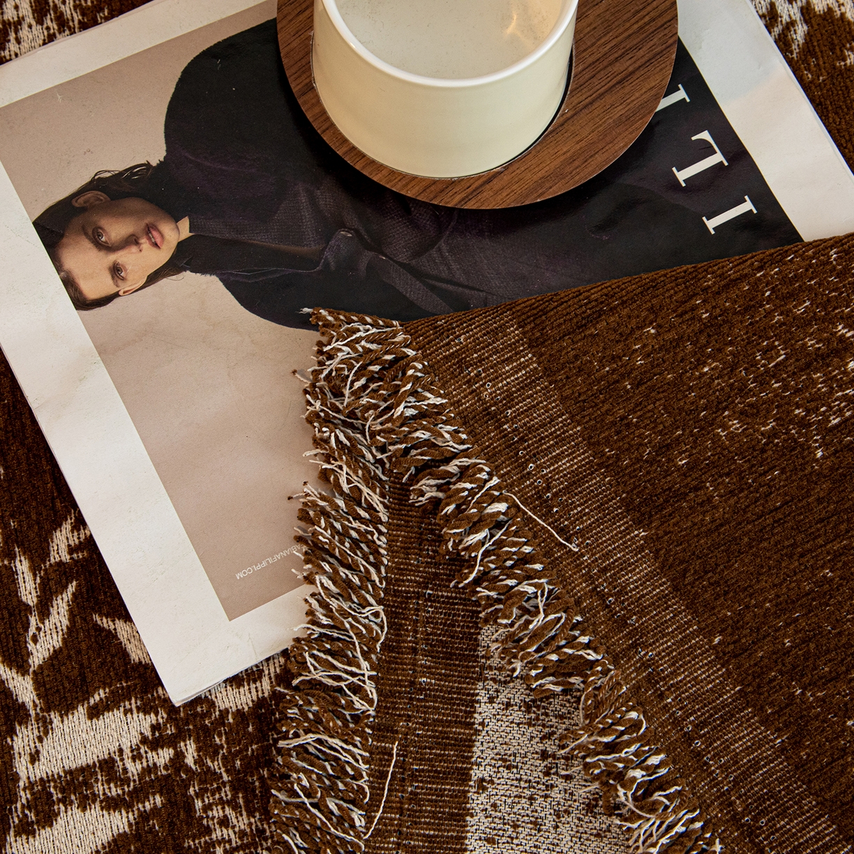 91家纺网 家纺一手货源 找家纺 沐沐家纺 2026新款花溪沙发巾 咖色