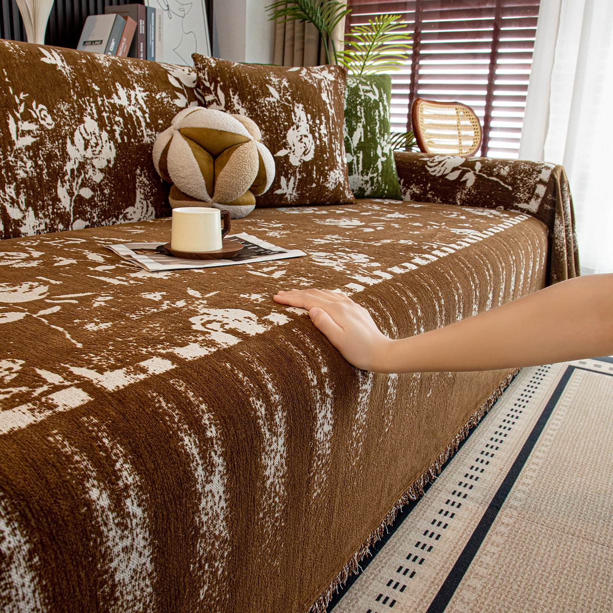 91家纺网 家纺一手货源 找家纺 沐沐家纺 2026新款花溪沙发巾 咖色