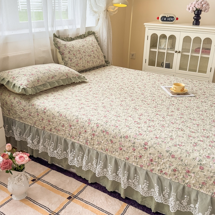 91家纺网 家纺一手货源 找家纺 艺慕家纺 2025新款水洗棉麻双层纱夏被床盖四件套 绿藤花语