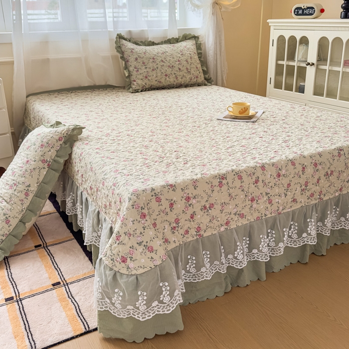 91家纺网 家纺一手货源 找家纺 艺慕家纺 2025新款水洗棉麻双层纱夏被床盖四件套 绿藤花语