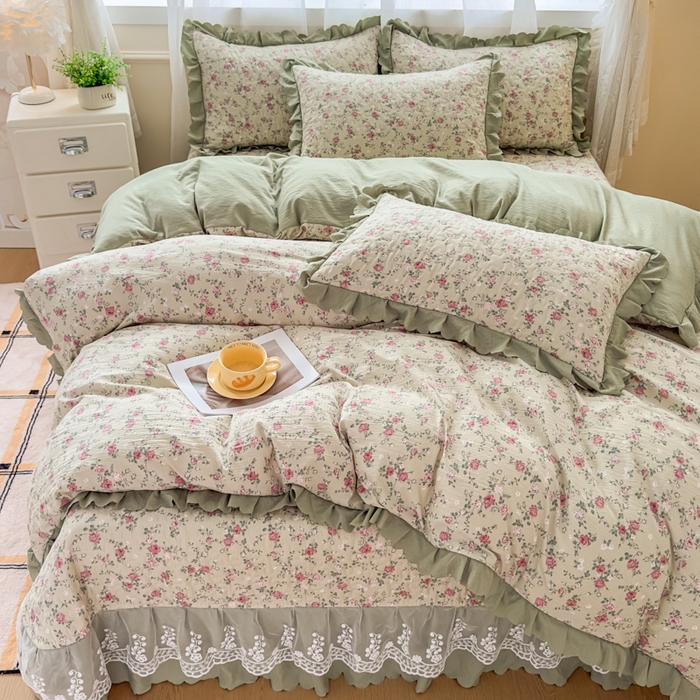 91家纺网 家纺一手货源 找家纺 艺慕家纺 2025新款水洗棉麻双层纱夏被床盖四件套 绿藤花语