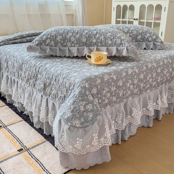 91家纺网 家纺一手货源 找家纺 艺慕家纺 2025新款水洗棉麻双层纱夏被床盖四件套 幽梦青萝