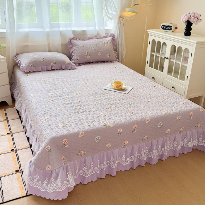 91家纺网 家纺一手货源 找家纺 艺慕家纺 2025新款水洗棉麻双层纱夏被床盖四件套 紫菱花园