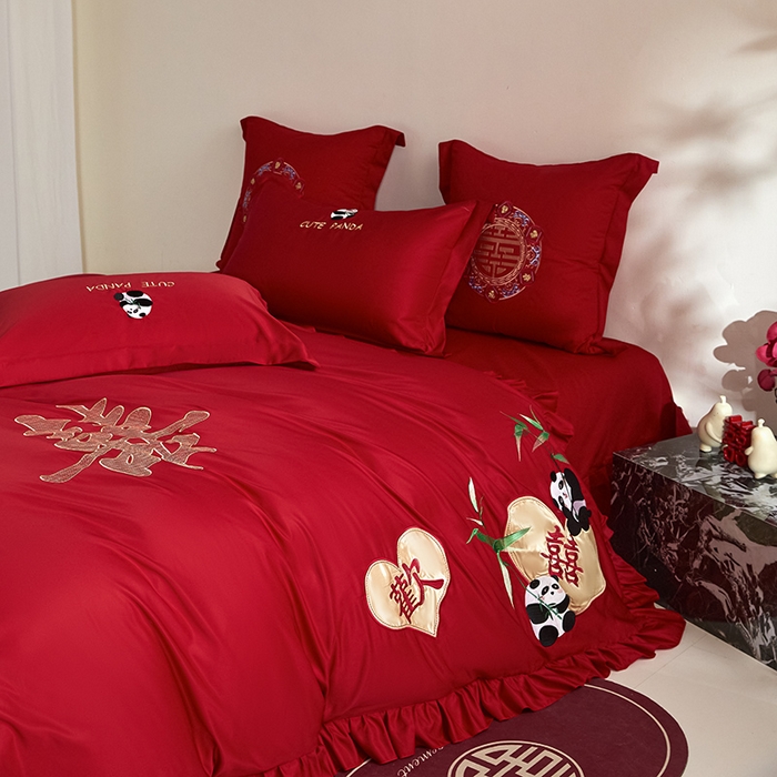 91家纺网 家纺一手货源 找家纺 玉雅家纺 2025新款水洗冰丝刺绣床裙款婚庆四件套 床裙款-欢欢喜喜