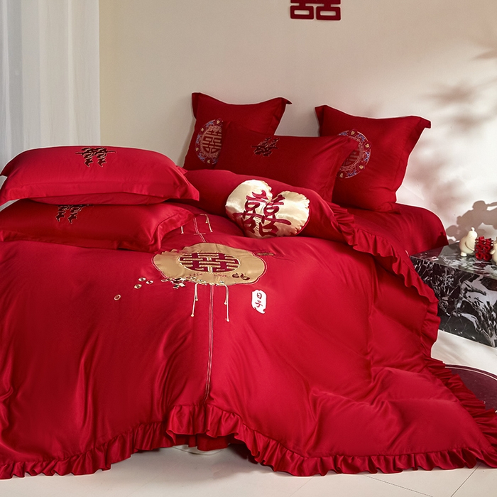 91家纺网 家纺一手货源 找家纺 玉雅家纺 2025新款水洗冰丝刺绣床裙款婚庆四件套 床裙款-大喜日子