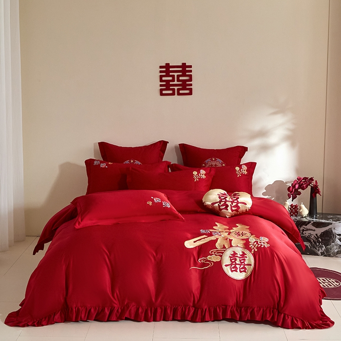 91家纺网 家纺一手货源 找家纺 （总）玉雅家纺 2025新款水洗冰丝刺绣床裙款婚庆四件套