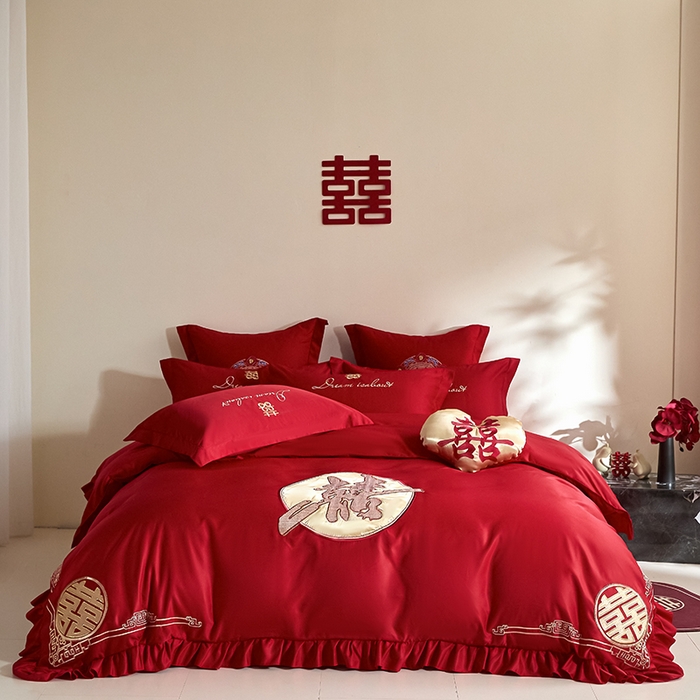 91家纺网 家纺一手货源 找家纺 （总）玉雅家纺 2025新款水洗冰丝刺绣床裙款婚庆四件套