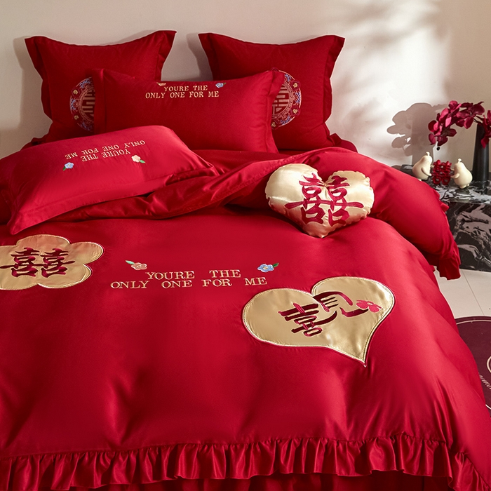 91家纺网 家纺一手货源 找家纺 玉雅家纺 2025新款水洗冰丝刺绣床裙款婚庆四件套 床裙款-爱意浓