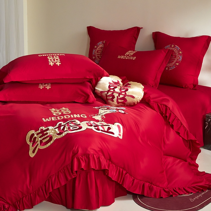 91家纺网 家纺一手货源 找家纺 玉雅家纺 2025新款水洗冰丝刺绣床裙款婚庆四件套 床裙款-我们结婚啦