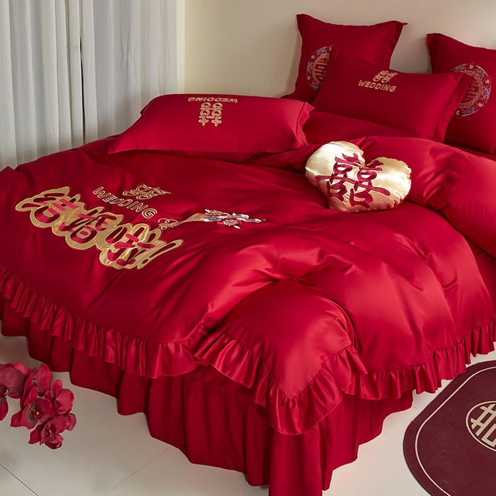 91家纺网 家纺一手货源 找家纺 玉雅家纺 2025新款水洗冰丝刺绣床裙款婚庆四件套 床裙款-我们结婚啦