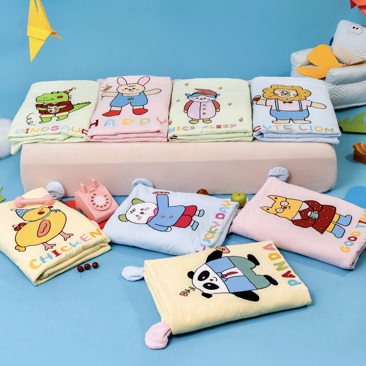 91家纺网 家纺一手货源 找家纺 （总）喜多兔儿童家纺 2025新款小梦幻纯棉针织棉紧密纺绣花幼儿园被子三件套