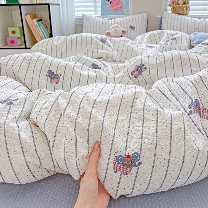 91家纺网 家纺一手货源 找家纺 （总）典曼家纺 2025新款云感皱皱双层纱四件套-简单款