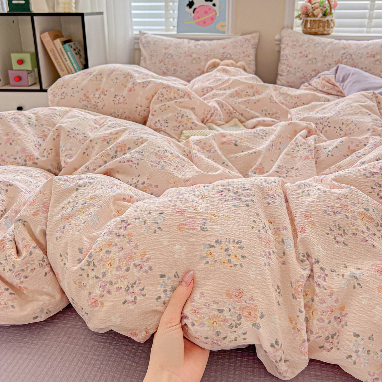 91家纺网 家纺一手货源 找家纺 （总）典曼家纺 2025新款云感皱皱双层纱四件套-简单款